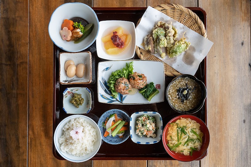 農家キッチン あるもんで