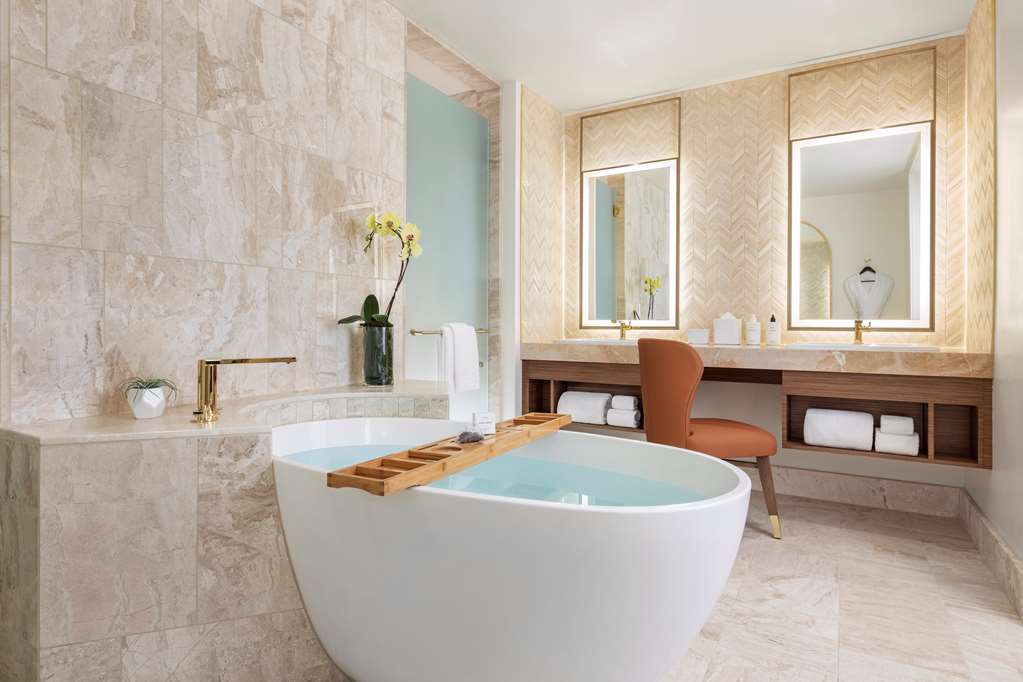 Crockfords Las Vegas, LXR Hotels & Resorts - 3