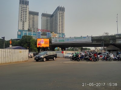 Photos of Poins Square Shopping Mall & Apartment