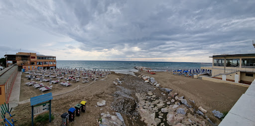 Delfino Beach bar - Thumbnail