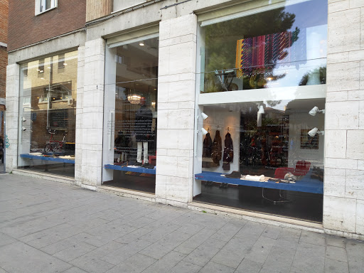 Lacerba - Visual