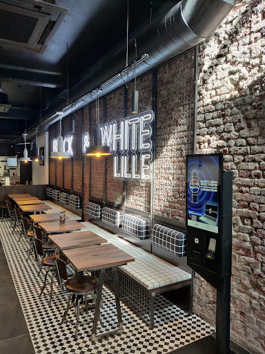 Photo 5 - Black & White Burger Lille