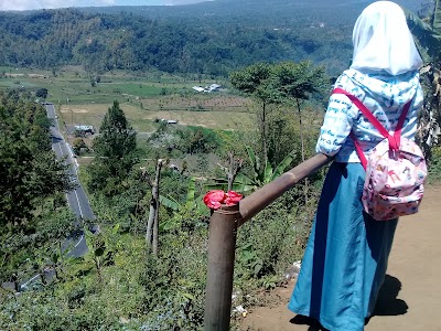 Photos of Kukusan Hills