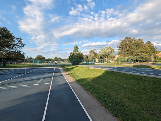 William E. Neis Park