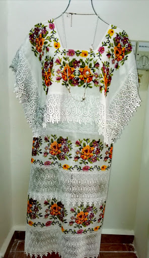 Boutique de ropa tipica AVA - Thumbnail