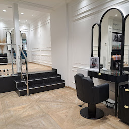 Photo n°2 de Franck Provost - Coiffeur Epernay à Épernay (Magasin de cosmétiques)