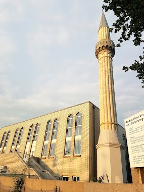 Fatih Mosque Bremen, Author: Muhammad Uzair Talal Chishti