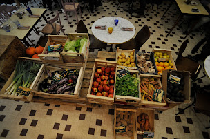 Photo n°7 de Epicerie Saint Etienne des Oullières - Epicerie et Restaurant ouvert tous les midis du lundi au vendredi + vendredi soir à Saint-Étienne-des-Oullières (Restaurant)