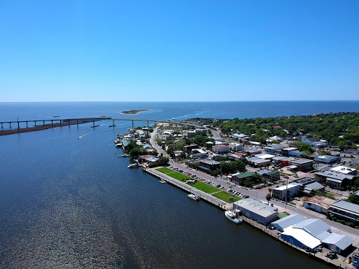 Suncoast Realty - Apalachicola Office Logo