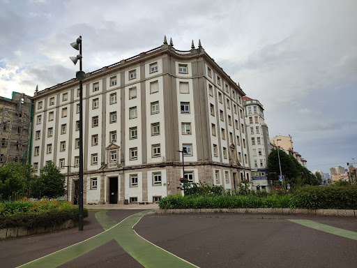 Centro de saude Fontenla Maristany - Thumbnail
