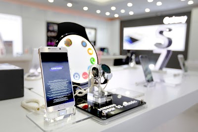 Photos of Samsung Experience Store - Paris Van Java Mall