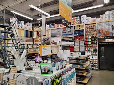 Bed Bath & Beyond