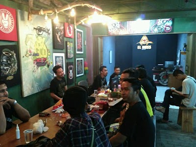 Photos of Olivine Cafe & Bar