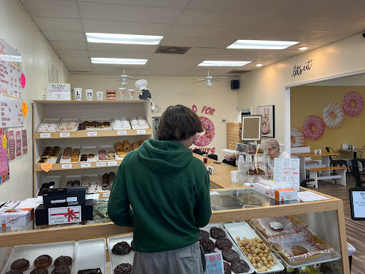 Go For Donuts - Visual