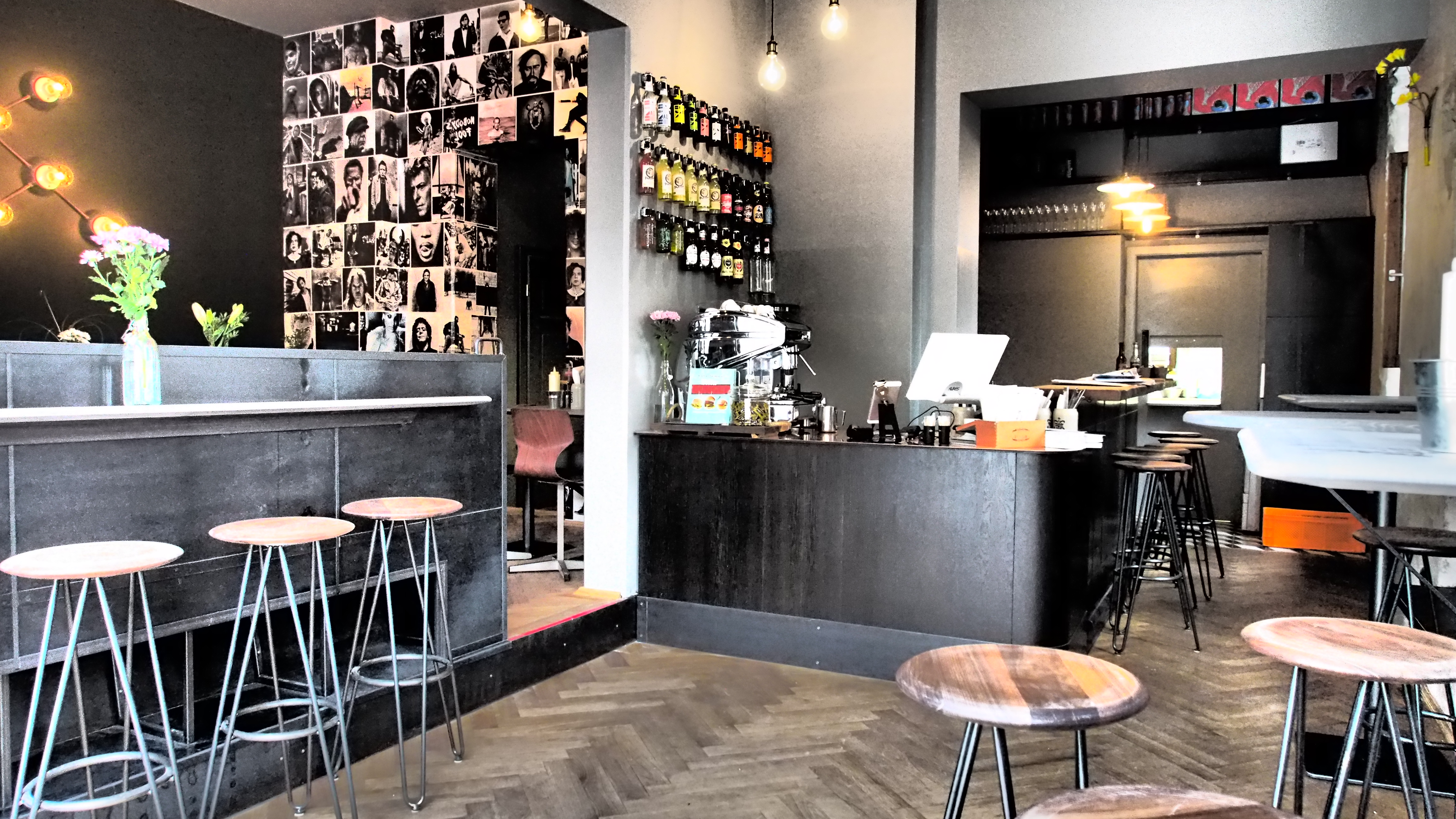 Parlor - Rotkreuzplatz