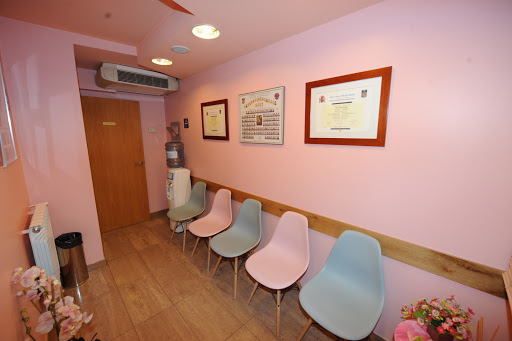 CLÍNICA DENTAL I ORTODÒNCIA D´ANDORRA - Thumbnail