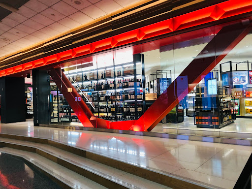 DFS San Francisco International Airport - Thumbnail
