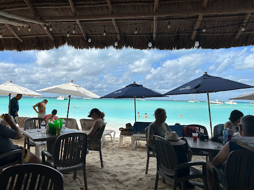 Chimbo's Beach Restaurant & Bar - Thumbnail