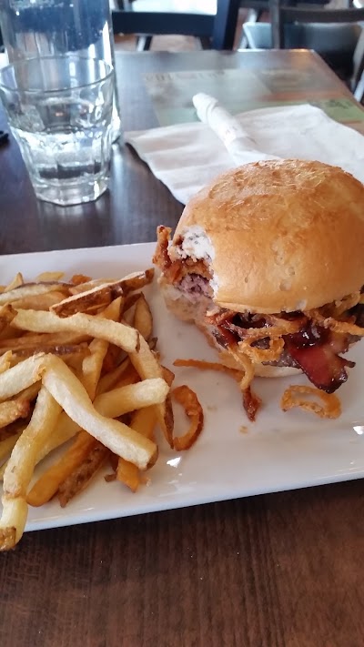 Photos of Rueben's Burger Bistro