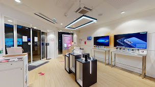 Photo n°9 de Boutique SFR Menton à Menton (Opérateur téléphonique)