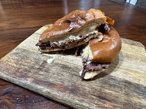 BUENABURGER - Visual