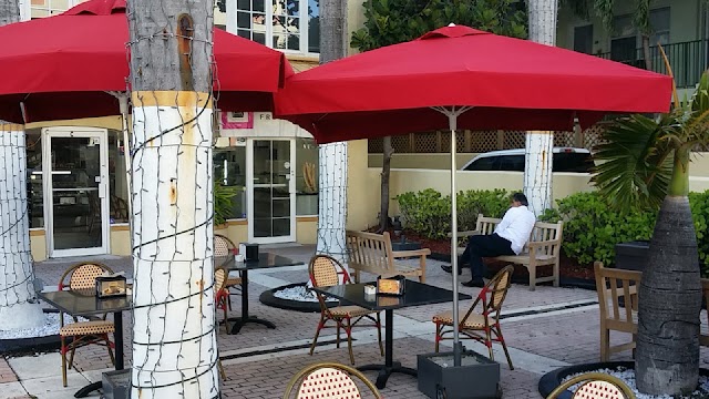 Atelier Monnier South Beach Café