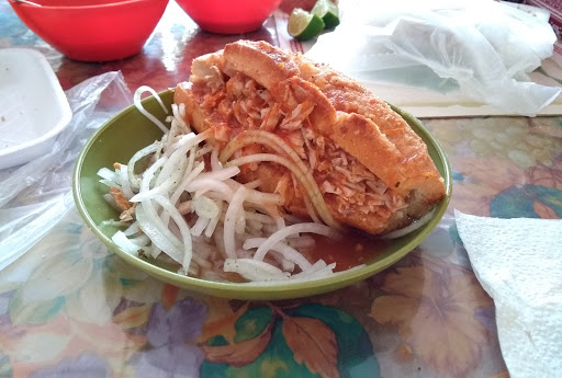 Tortas ahogadas y tacos dorados El Compa - Thumbnail