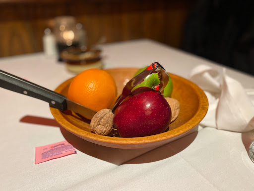 Moro's Dining - Visual