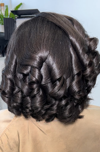 Lily International Salon