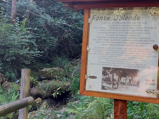 Fonte Jolanda - Visual