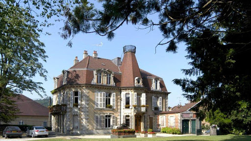 Photo de Grand gymnase à Arbois (39600)