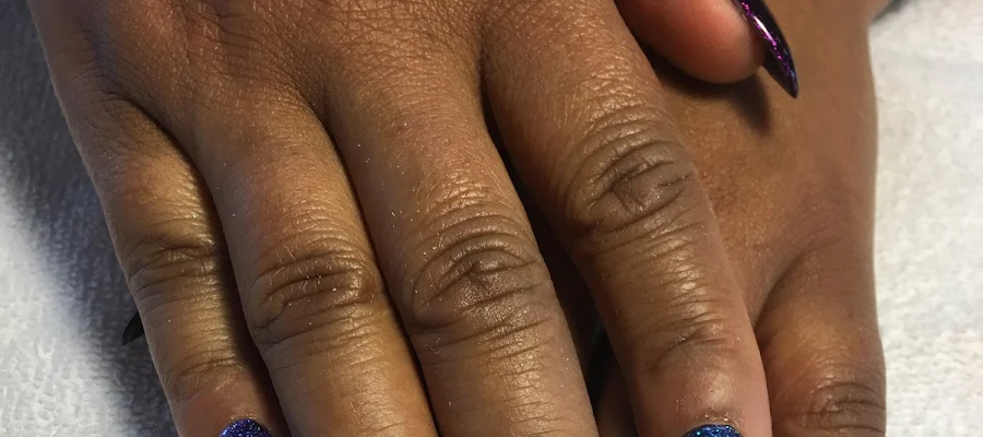 Spa Nails 2