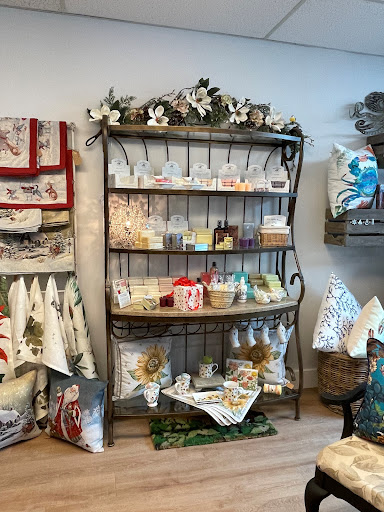 Lilaberry Home Decor - Thumbnail