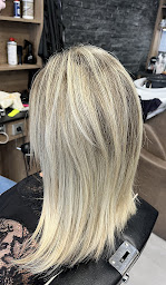 Photo n°5 de Sébastien Coiffure à Mirecourt (Salon de coiffure)