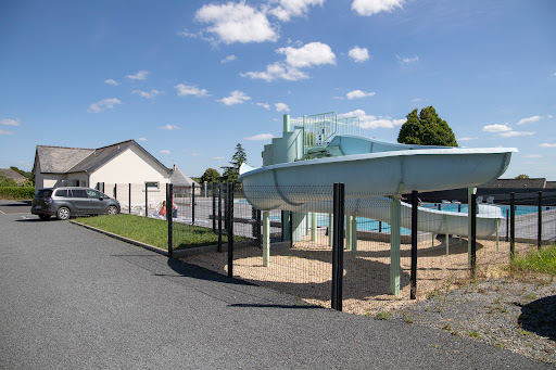 Photo de Piscine Jean Taris à Sainte-Suzanne-et-Chammes à Sainte-Suzanne (53270)