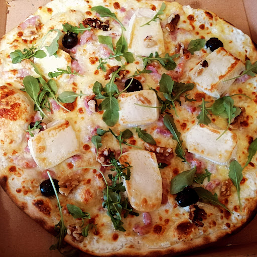 Photo 2 - Poulpizza
