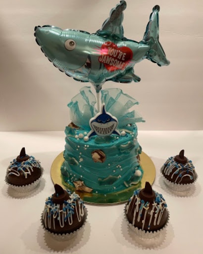 Adri deco cakes - Thumbnail