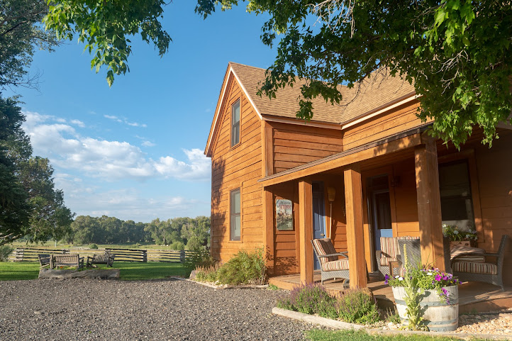 Cottonwood Meadow Lodge by null