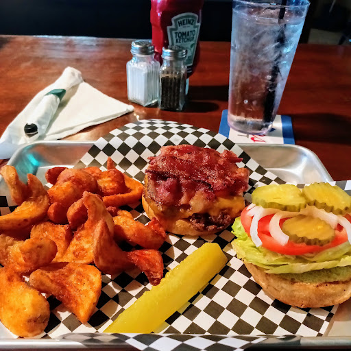 Frank's Pub and Grille - Thumbnail