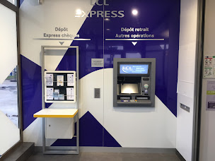 Photo n°6 de LCL Banque et assurance à Fosses (Banque d'épargne)