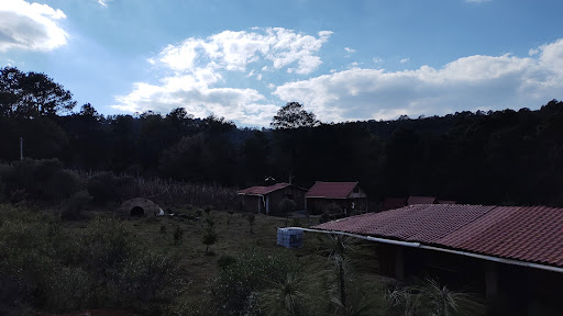Centro Ecoturístico Tres Cascadas - Thumbnail