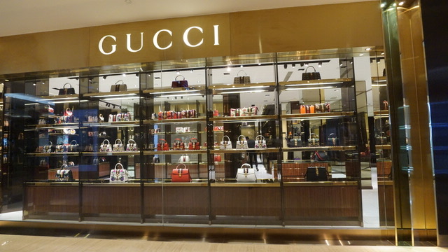 Gucci, Author: Suryadi Hertanto