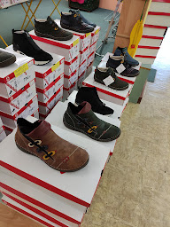 Photo n°7 de Chauss'Unies à Châtenoy-le-Royal (Magasin de chaussures orthopédiques)