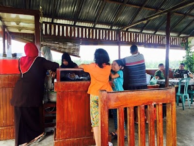 Photos of Rumah Makan Simpang Tigo