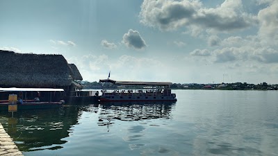 Photos of Flores Island (Guatemala)