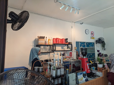 Kogo Cafe ( Breakfast, Pizza & Coffee) 22000 Besut, Terengganu, Malaysia