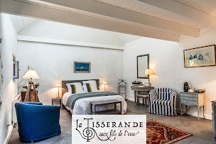 Photo n°14 de La TISSERANDE aux fils de l'eau : Maison d'Hôtes Créative & Écologique à Saint-Thégonnec Loc-Eguiner (Chambre d'hôtes)