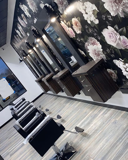 Bladez & Beauty - Barbershop and Hair Salon - United States