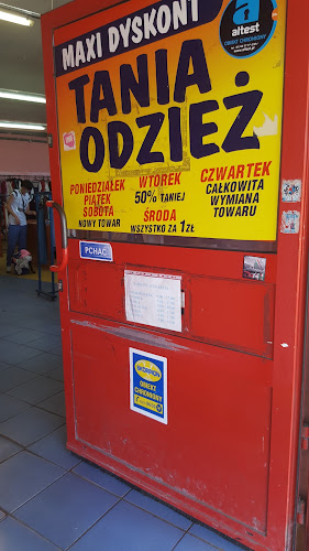 Opinii despre MAXI DYSKONT - Odzież Używana în Chełm - Sklep odzieżowy