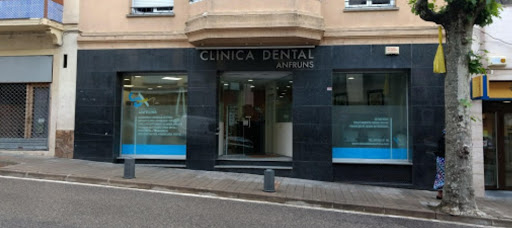 Clínica Dental Anfrúns